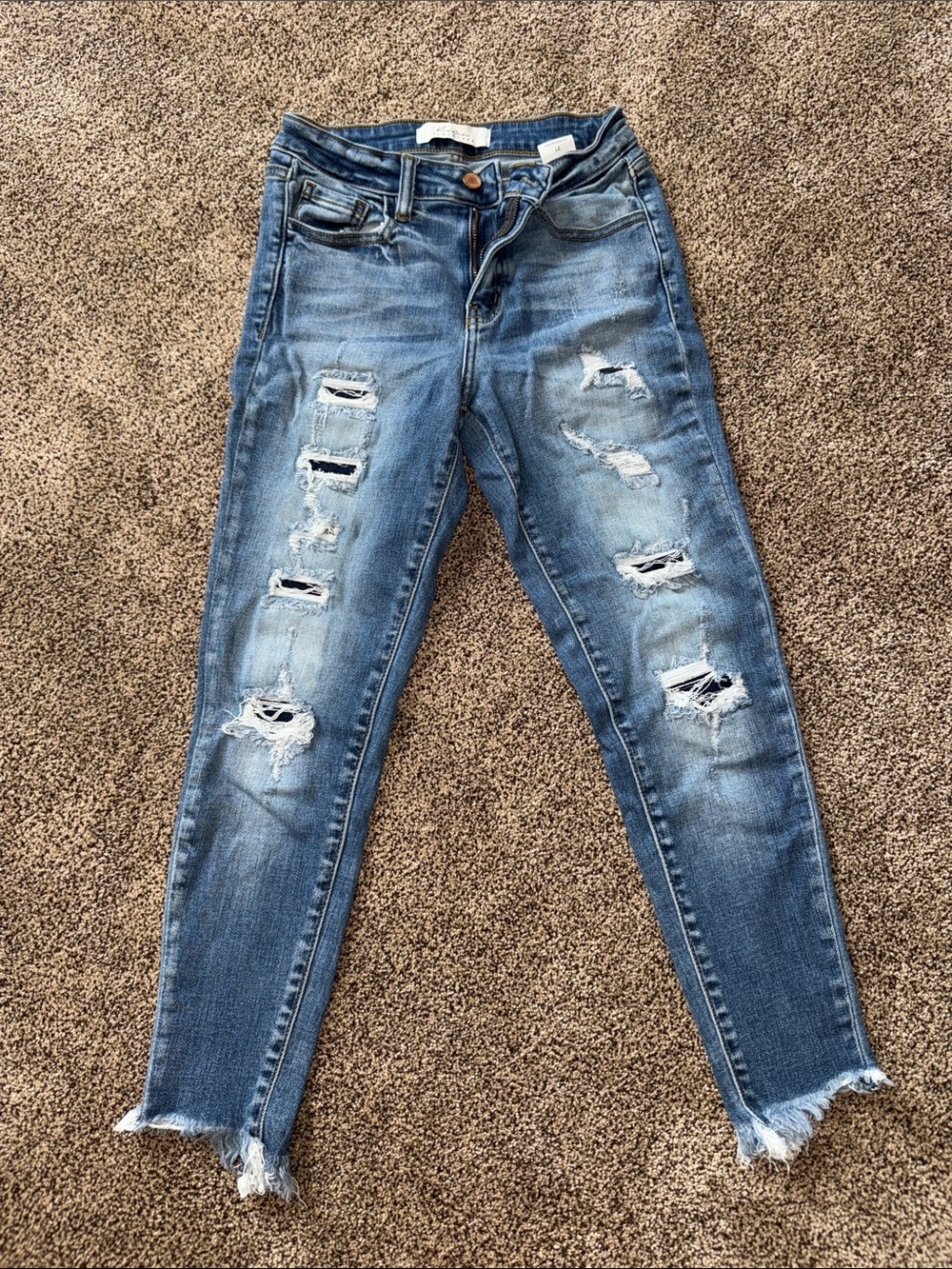 KanCan Women's Ripped Light Blue Skinny Jeans